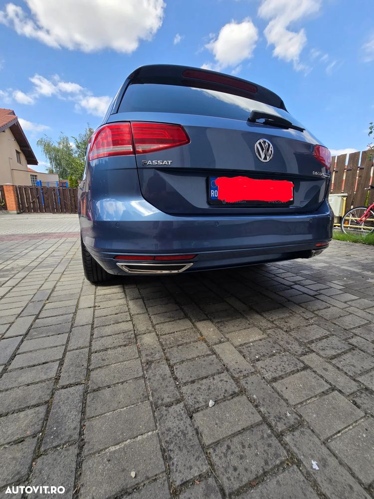 Volkswagen Passat 2.0 TDI Highline - 9