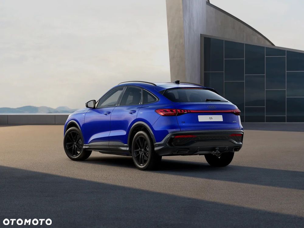 Audi Q5 Sportback - 3