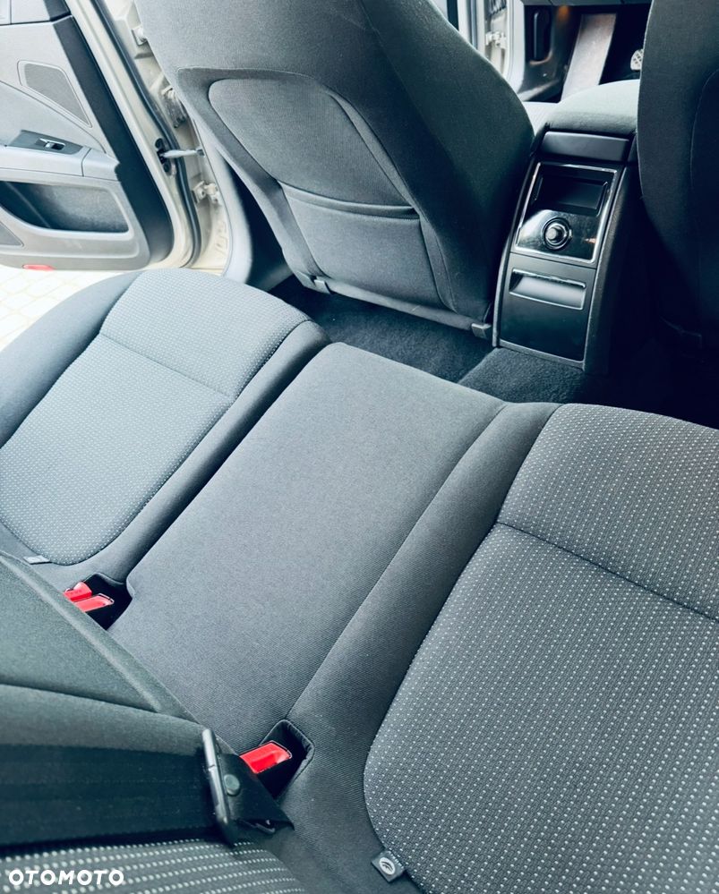 Skoda Superb 2.0 TDI PD Ambition - 13