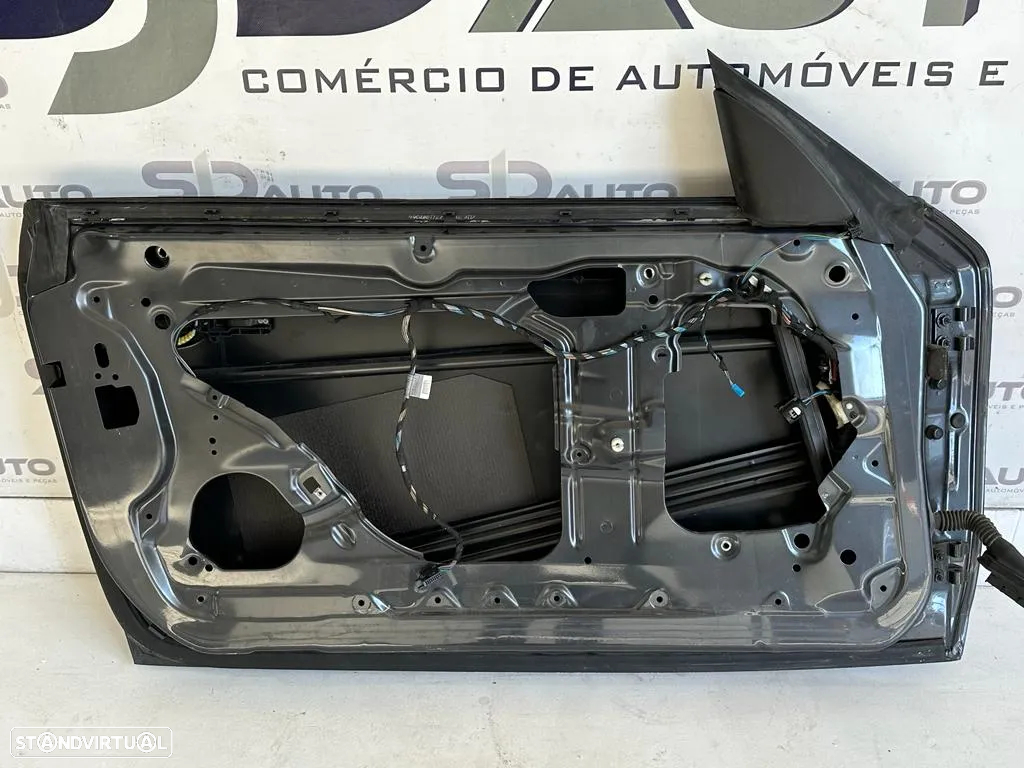 Porta Frente Direita / Esquerda - BMW  Série 1 E81 / E82 - 9
