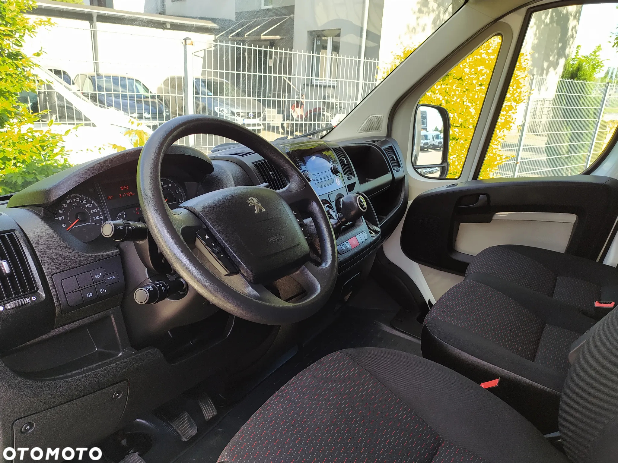 Peugeot BOXER L4 KONTENER + WINDA GWARANCJA MECHANICZNA 1-ROK F-VAT 23% - 20