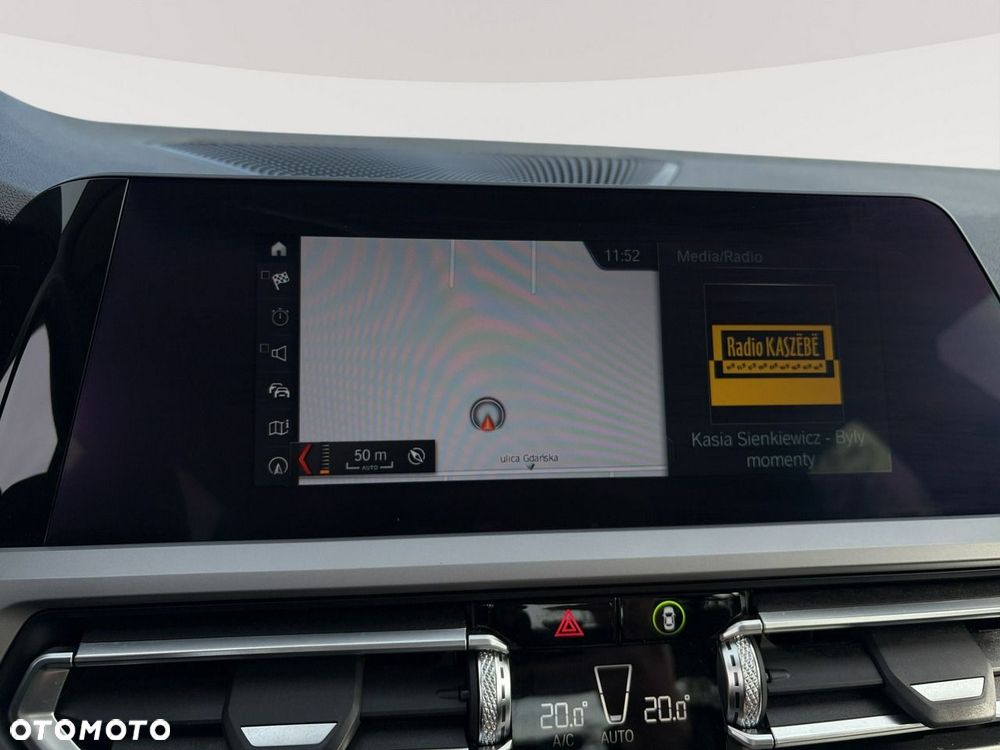 BMW Seria 3 318i - 21