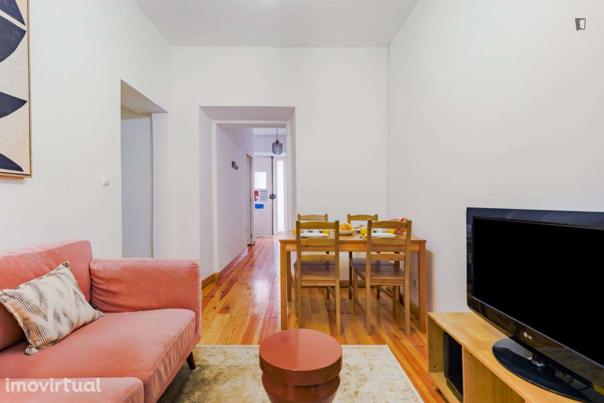 Apartamento com 2 quartos - localizado em Intendente Lisbon - Grande imagem: 4/26