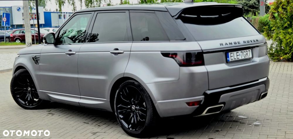 Land Rover Range Rover Sport P525 5.0 V8 HSE Dynamic Stealth - 8
