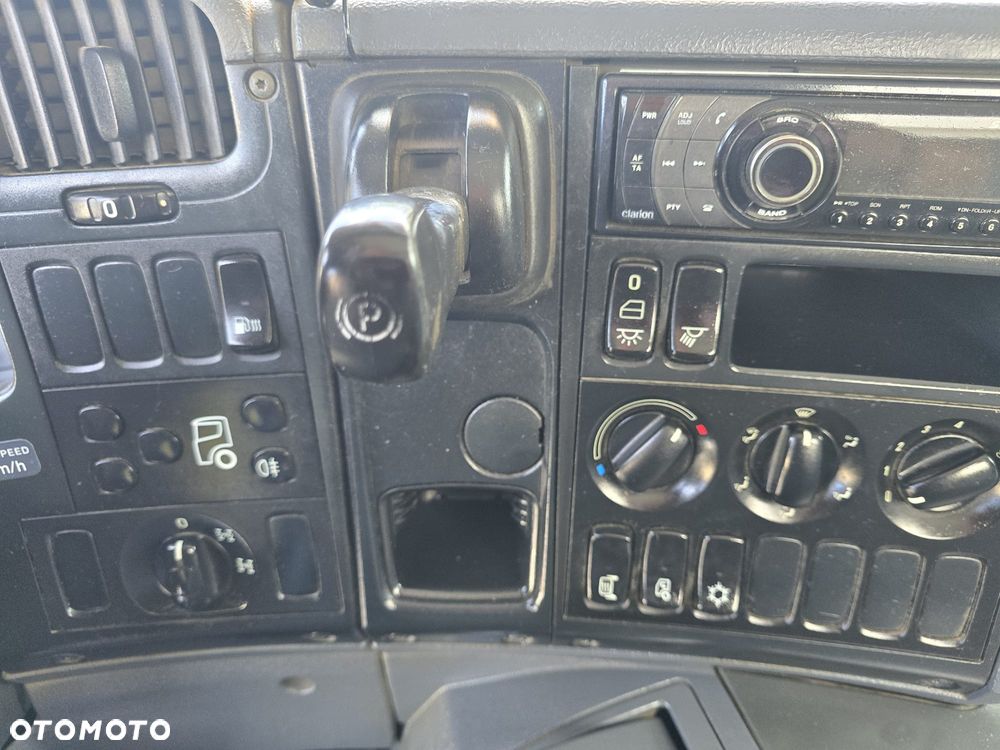 Scania P 360 6x4 - 9