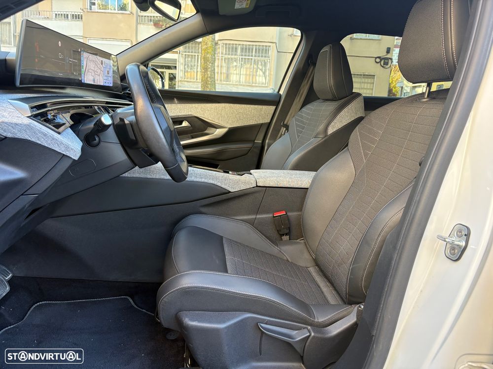 Peugeot 5008 1.2 Hybrid Allure e-DCS6 - 11