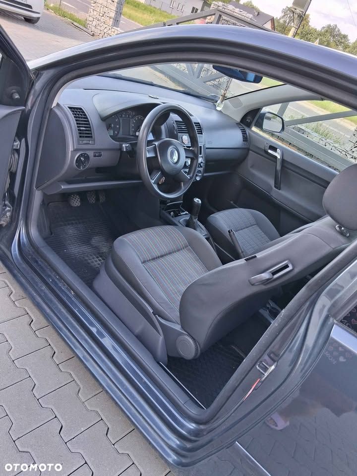 Volkswagen Polo - 8