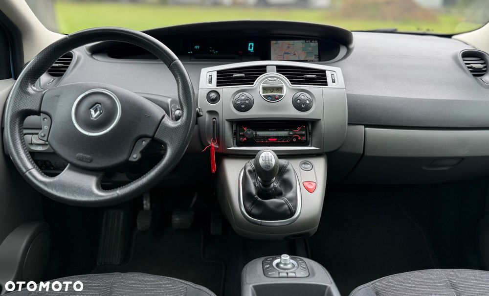 Renault Scenic - 10