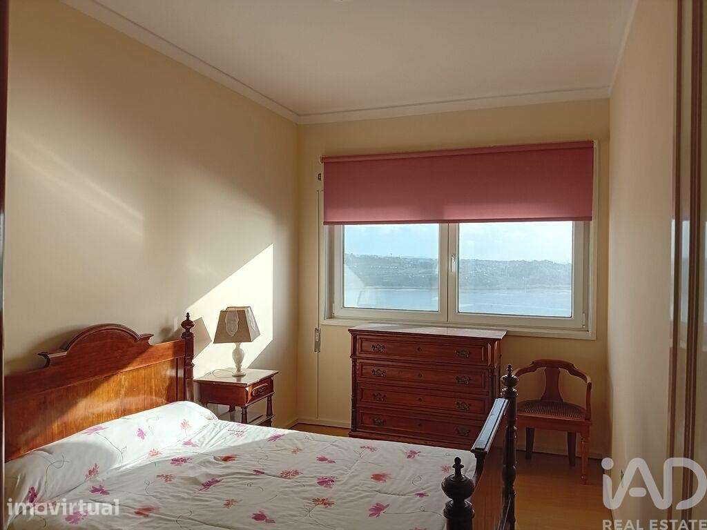 Apartamento T2 em Lordelo Do Ouro E Massarelos de 86,00 m2