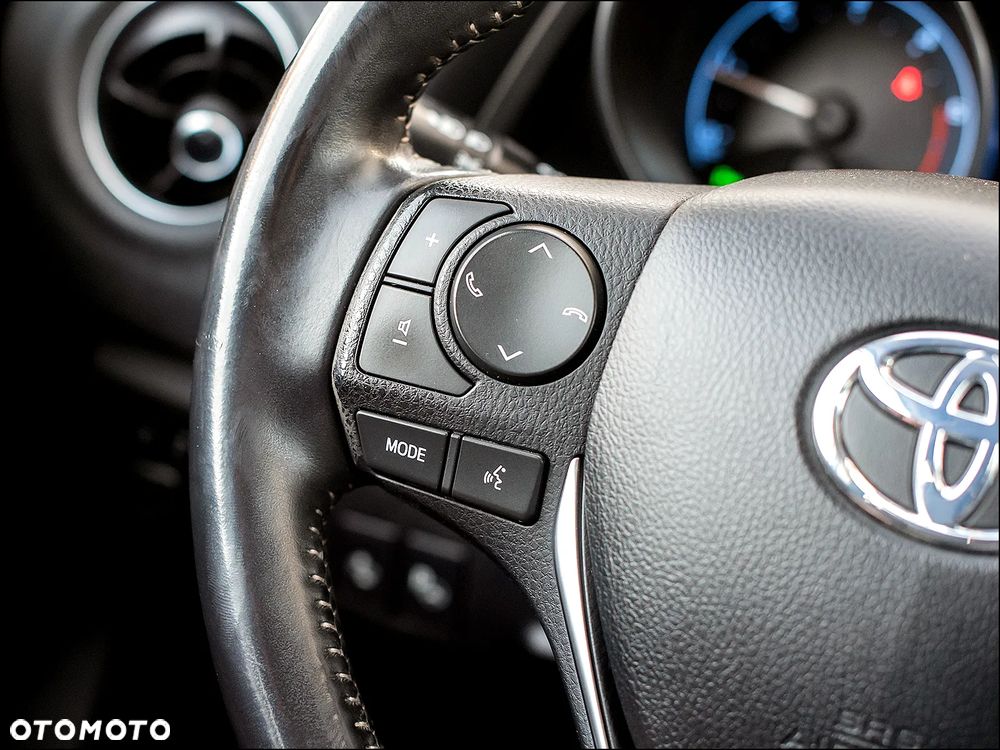 Toyota Auris - 21