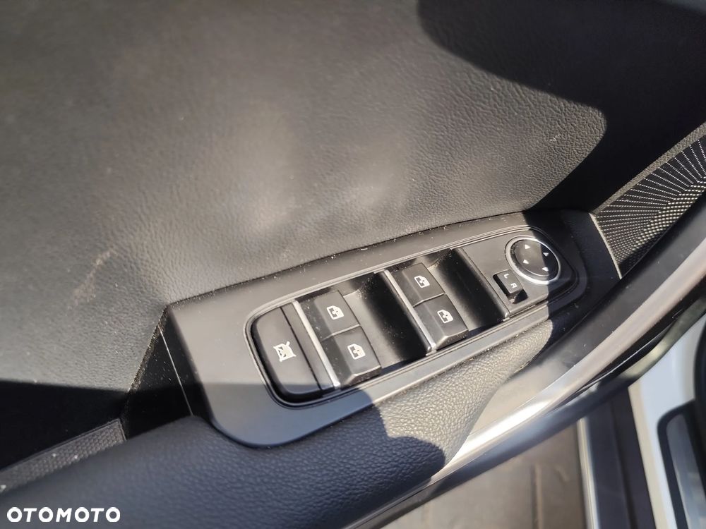Kia XCeed 1.5 T-GDI M DCT - 12