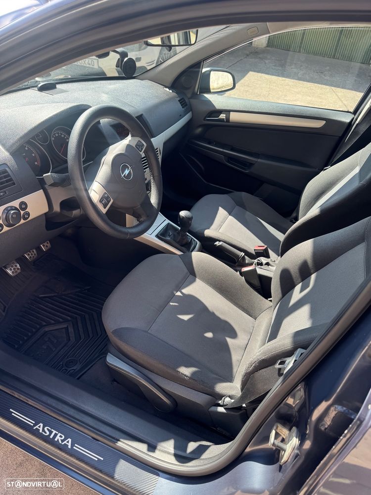 Opel Astra 1.3 CDTi Enjoy EcoFLEX - 6