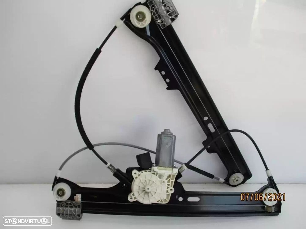 ELEVADOR DE VIDRO FRONTAL ESQUERDO BMW 5 2006 -7034351 - 2