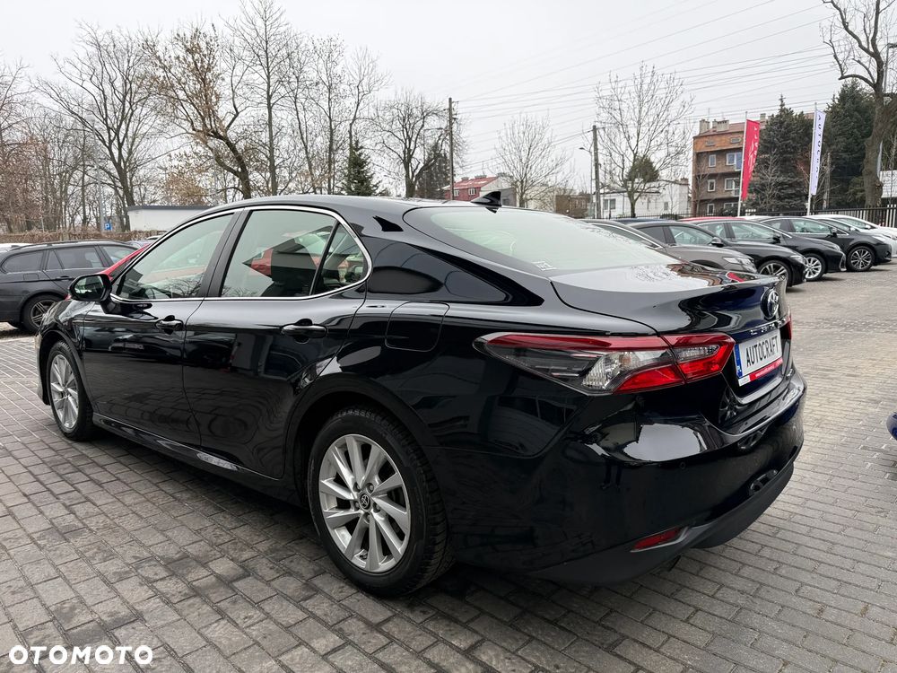 Toyota Camry 2.5 Hybrid Comfort CVT - 27