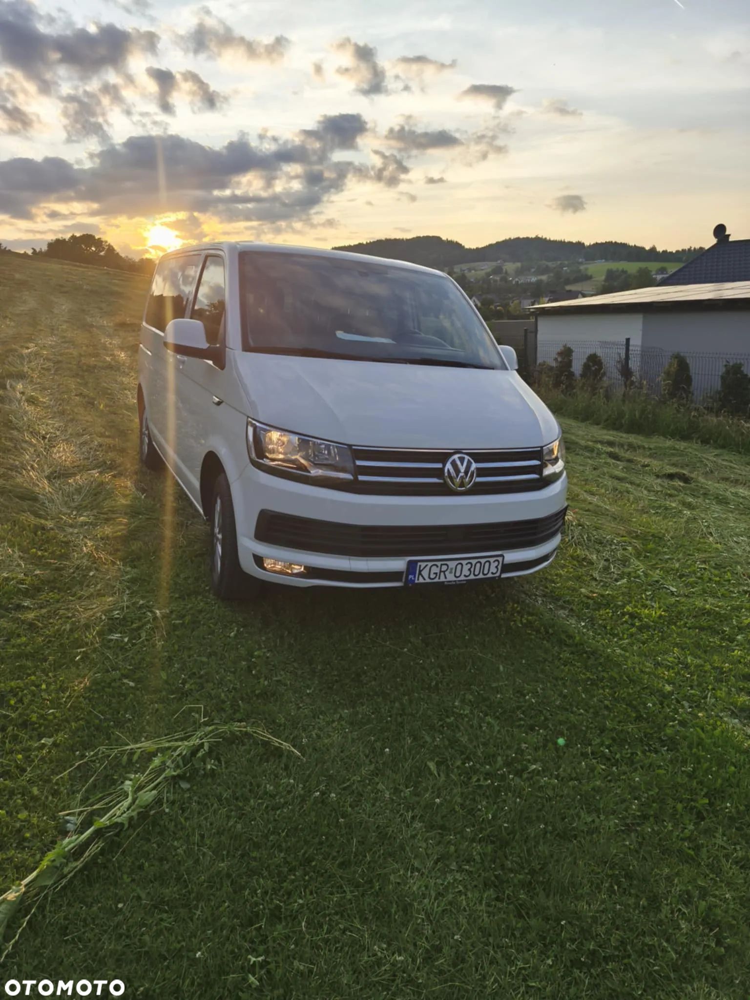 Volkswagen Caravelle 2.0 TDI L1 Comfortline - 1