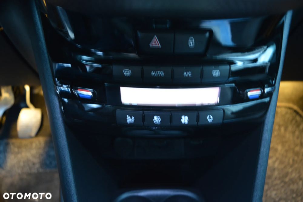 Peugeot 2008 120 VTI Business-Line - 26