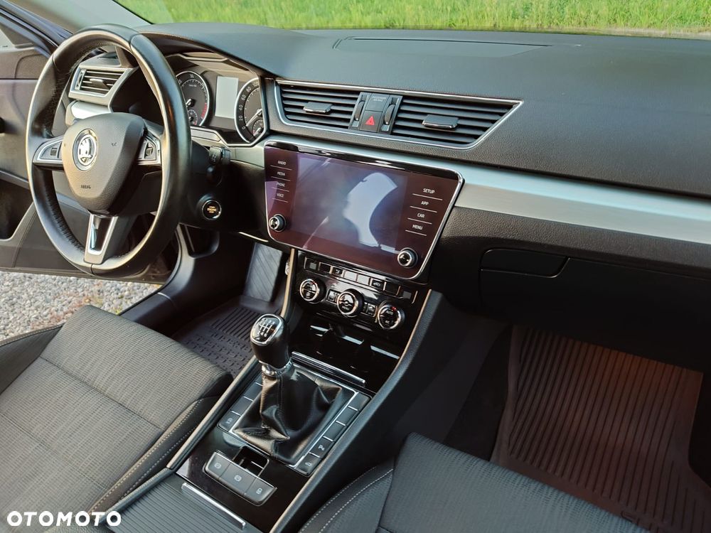 Skoda Superb 2.0 TDI Ambition - 7