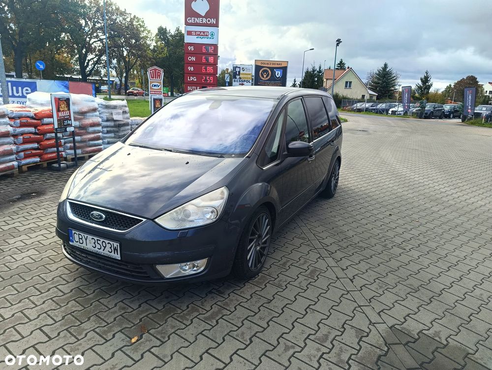 Ford Galaxy 2.2 TDCi DPF Titanium - 1