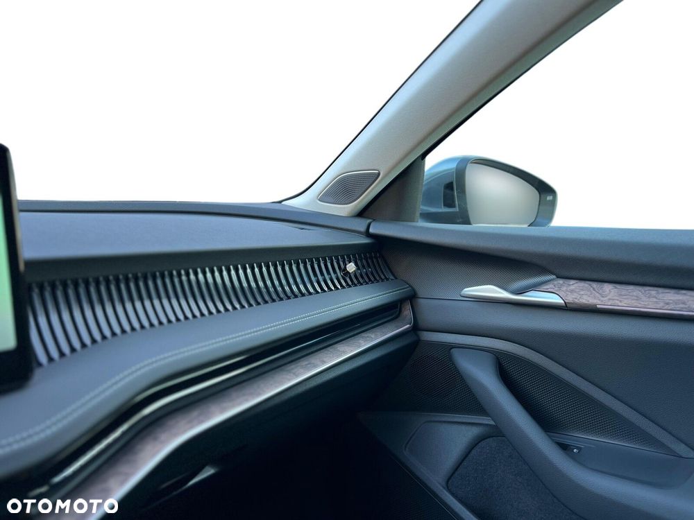 Skoda Superb 1.5 TSI Plug-in Hybrid L&K DSG - 14