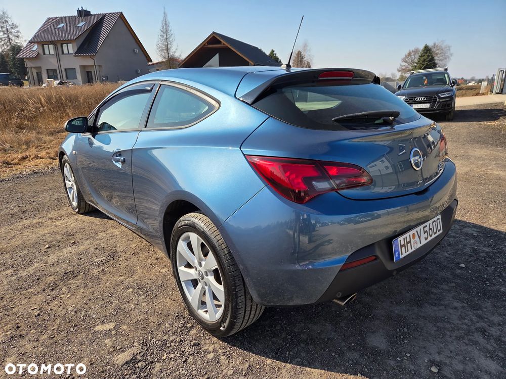 Opel Astra 1.4 Turbo - 4