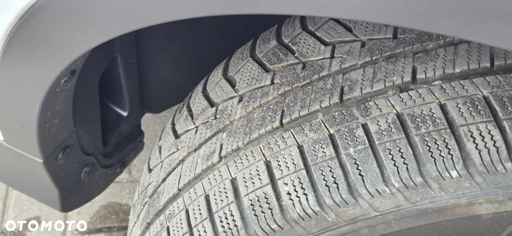 Ford Kuga 1.5 EcoBoost FWD Trend ASS - 22
