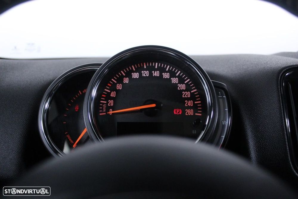 MINI Countryman Cooper SE ALL4 Auto - 28