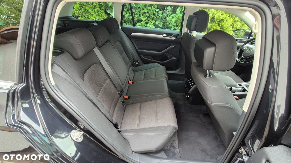 Volkswagen Passat 2.0 TDI (BlueMotion Technology) Comfortline - 6
