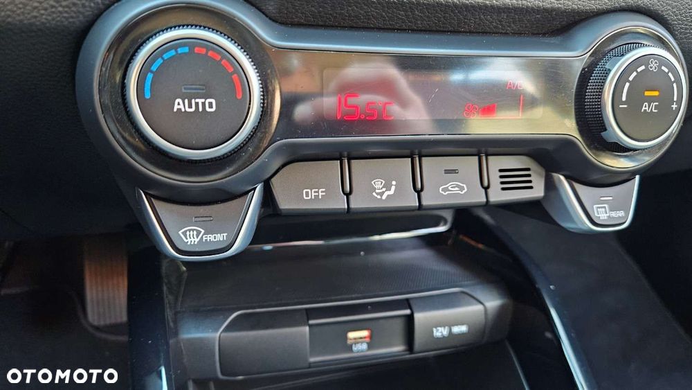 Kia Stonic - 26