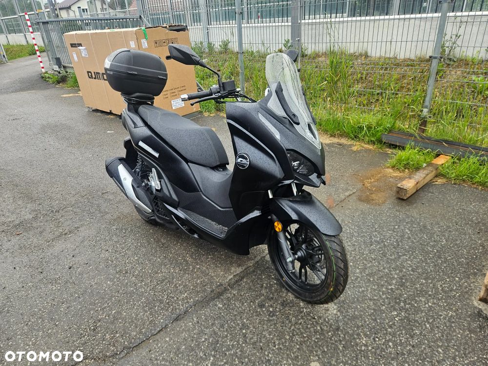 QJMOTOR MTX 125 - 2