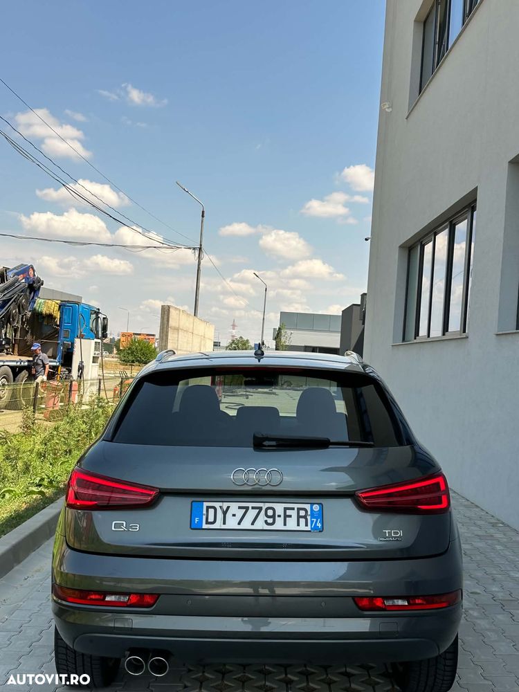 Audi Q3 2.0 TDI Quattro Stronic Sport - 9