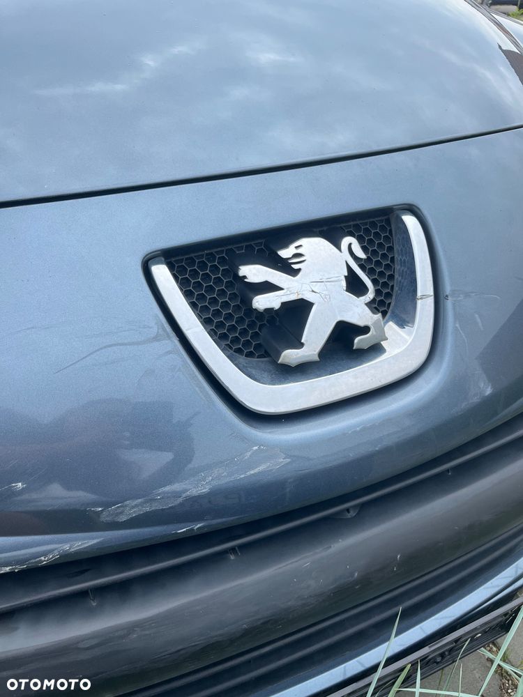 Peugeot 207 1.4 HDi Presence - 5