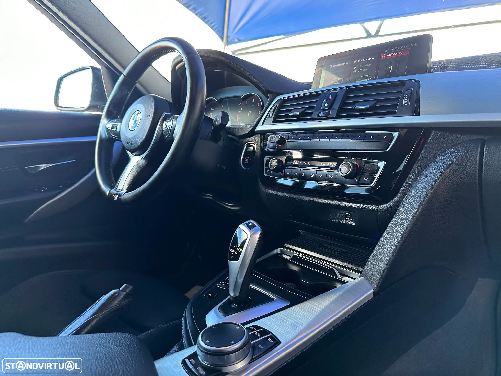 BMW 318 d Touring Line Sport Auto - 37