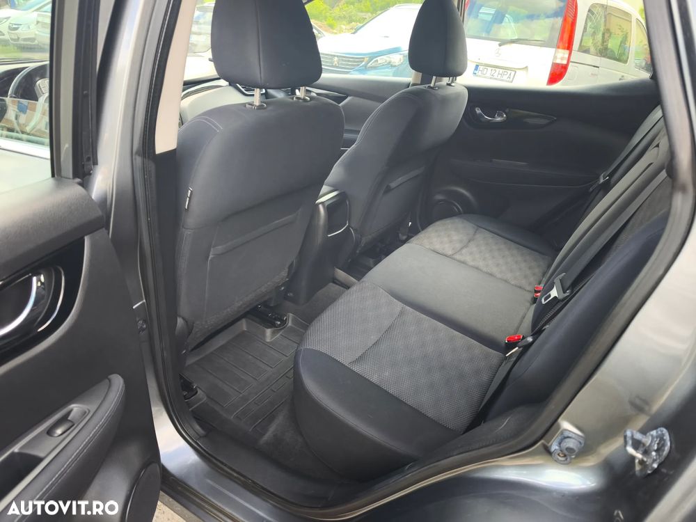 Nissan Qashqai 1.2 DIG-T N-Vision - 6