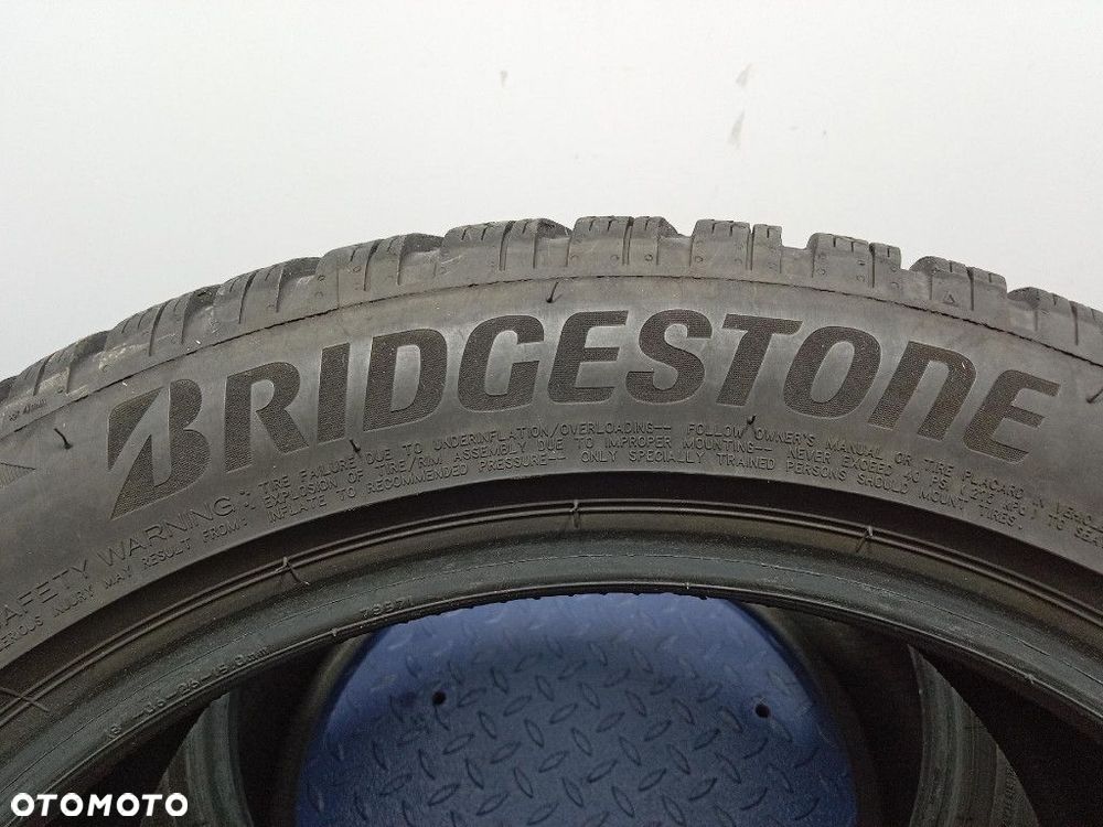 OPONY ZIMOWE BRIDGESTONE BLIZZAK LM005 245/45 R18 100V 2SZT - 2