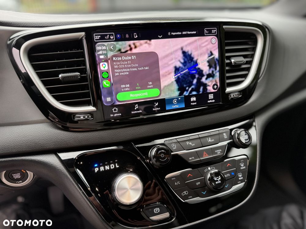 Chrysler Pacifica - 18