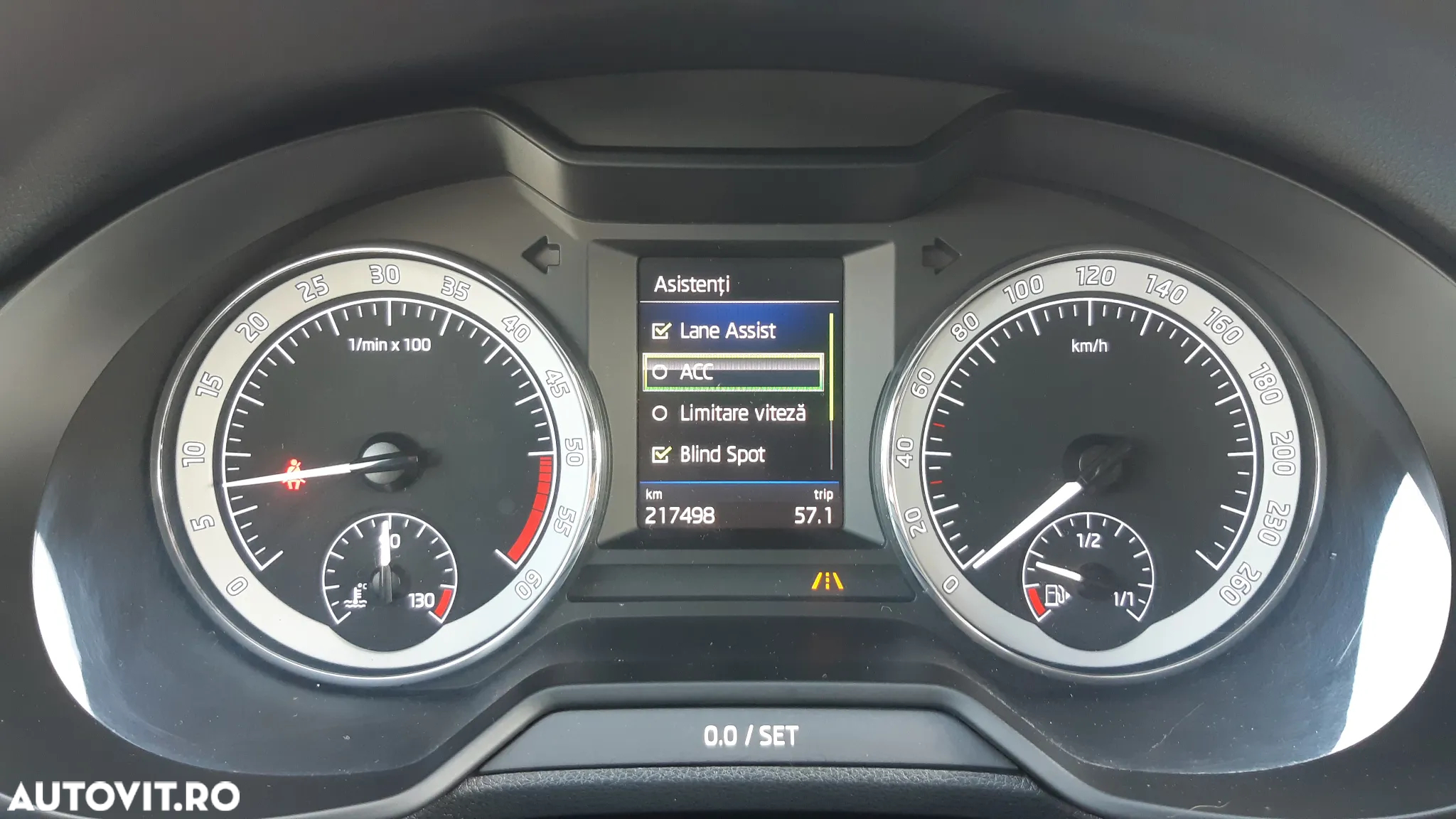 Skoda Octavia 2.0 TDI (Green tec) DSG Style - 39