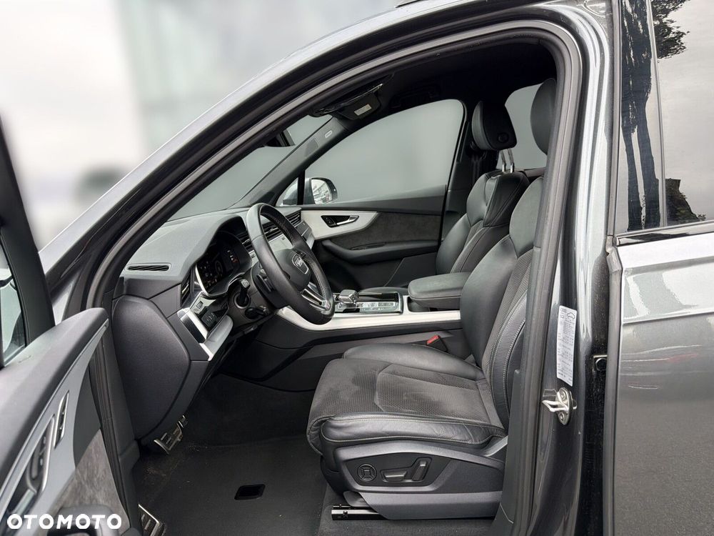 Audi Q7 - 14