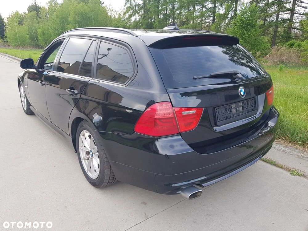 BMW Seria 3 320d Efficient Dynamics Edition - 6