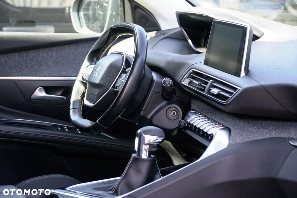Peugeot 5008 BlueHDi 130 Allure - 20