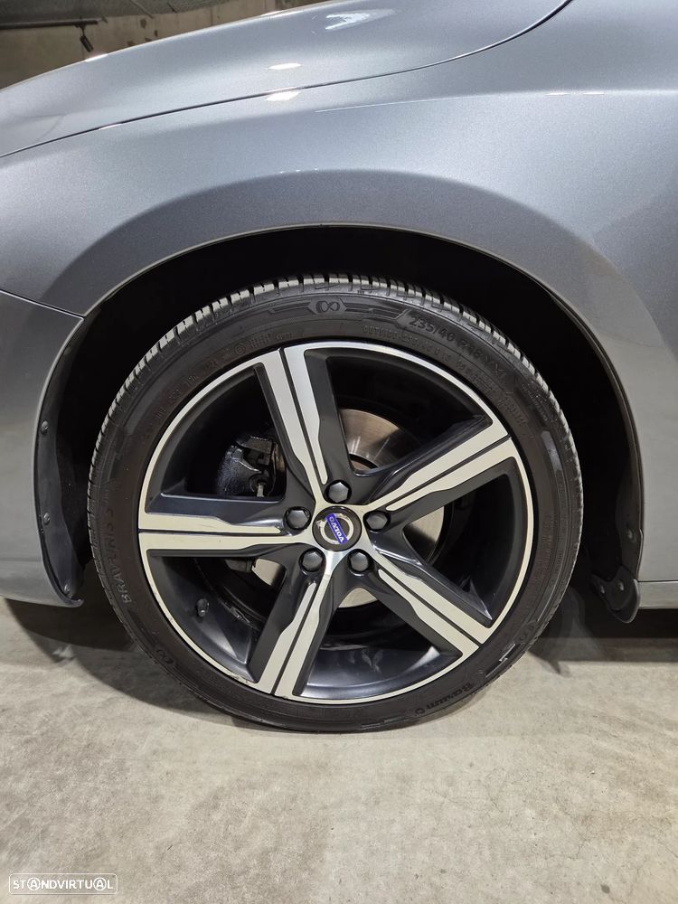 Volvo S60 2.0 D4 R-Design Momentum Geartronic - 16
