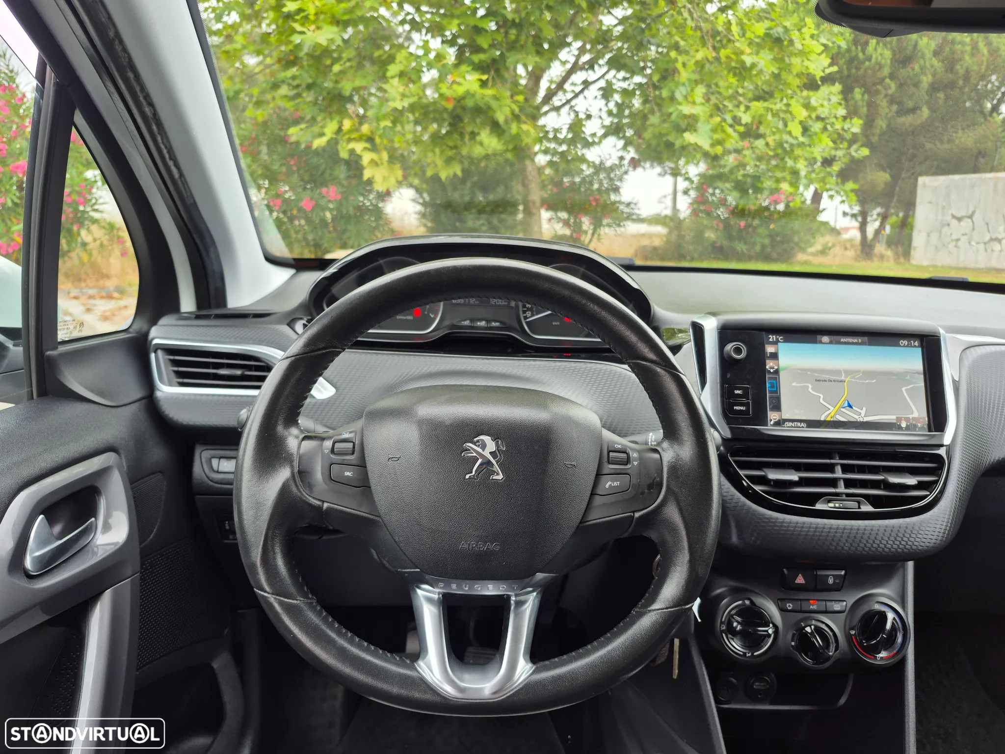 Peugeot 2008 1.2 PureTech Style - 19