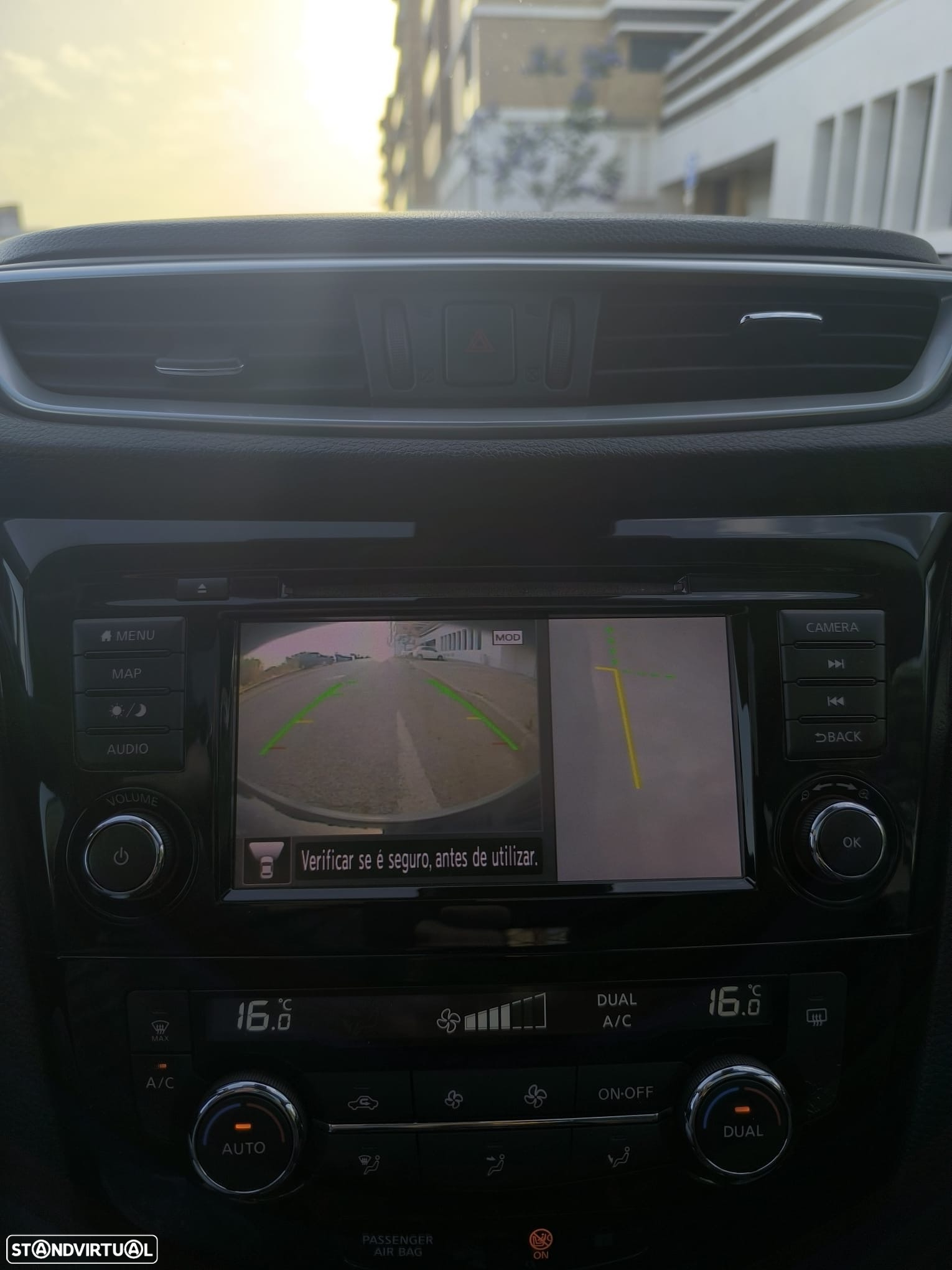 Nissan Qashqai 1.5 dCi N-Connecta - 13