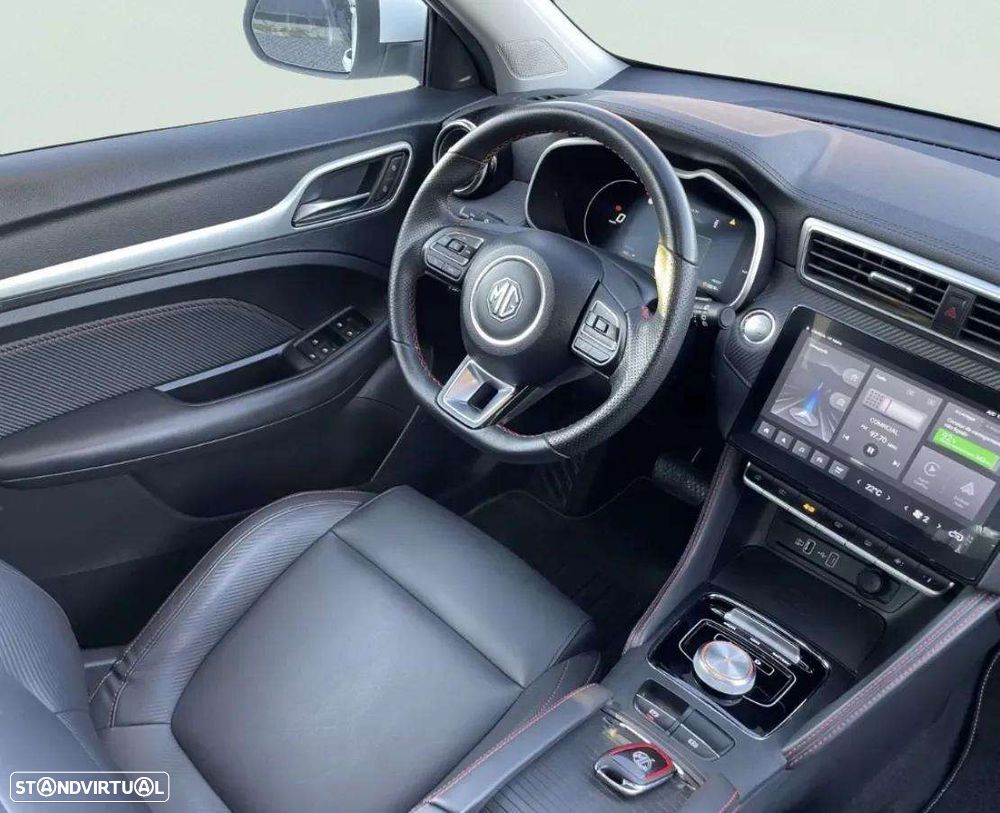 MG ZS EV 72.6 kWh Luxury - 10