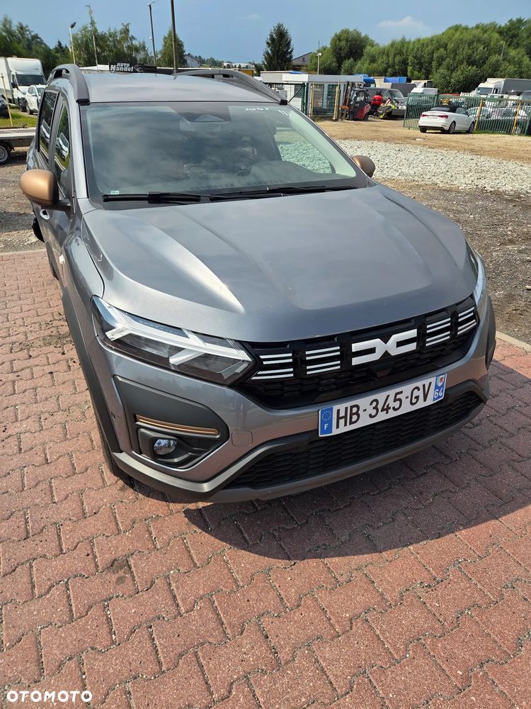 Dacia Jogger TCe 110 (7-Sitzer) Essential - 13