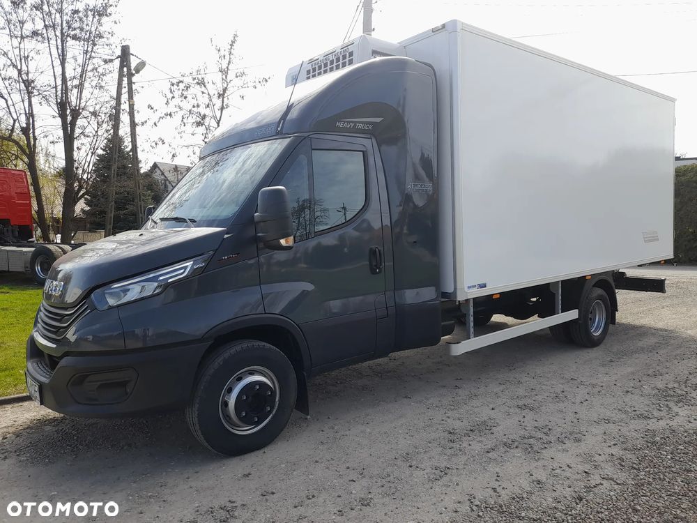 Iveco DAILY 70C18 72C18 --NOWY-- dmc 7,2T 180Koni MROŹNIA -20+30 ZASILANIE ZEWNETRZNE chłodnia kontener SYPIALNIA  model PRZED liftingiem!!! bez radarów bez wagi!!! POLSKI SALON -- NOWY-- GWARANCJA-- - 2