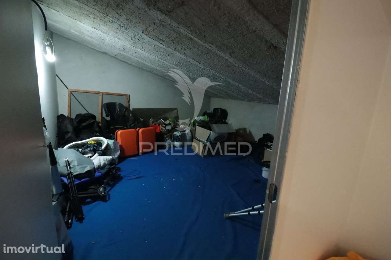 MORADIA T4+2 EM PONTÉVEL A 42 MINUTOS AEROPORTO DE LISBOA - Grande imagem: 5/27