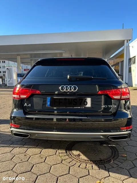 Audi A4 Avant 40 TFSI S tronic - 6