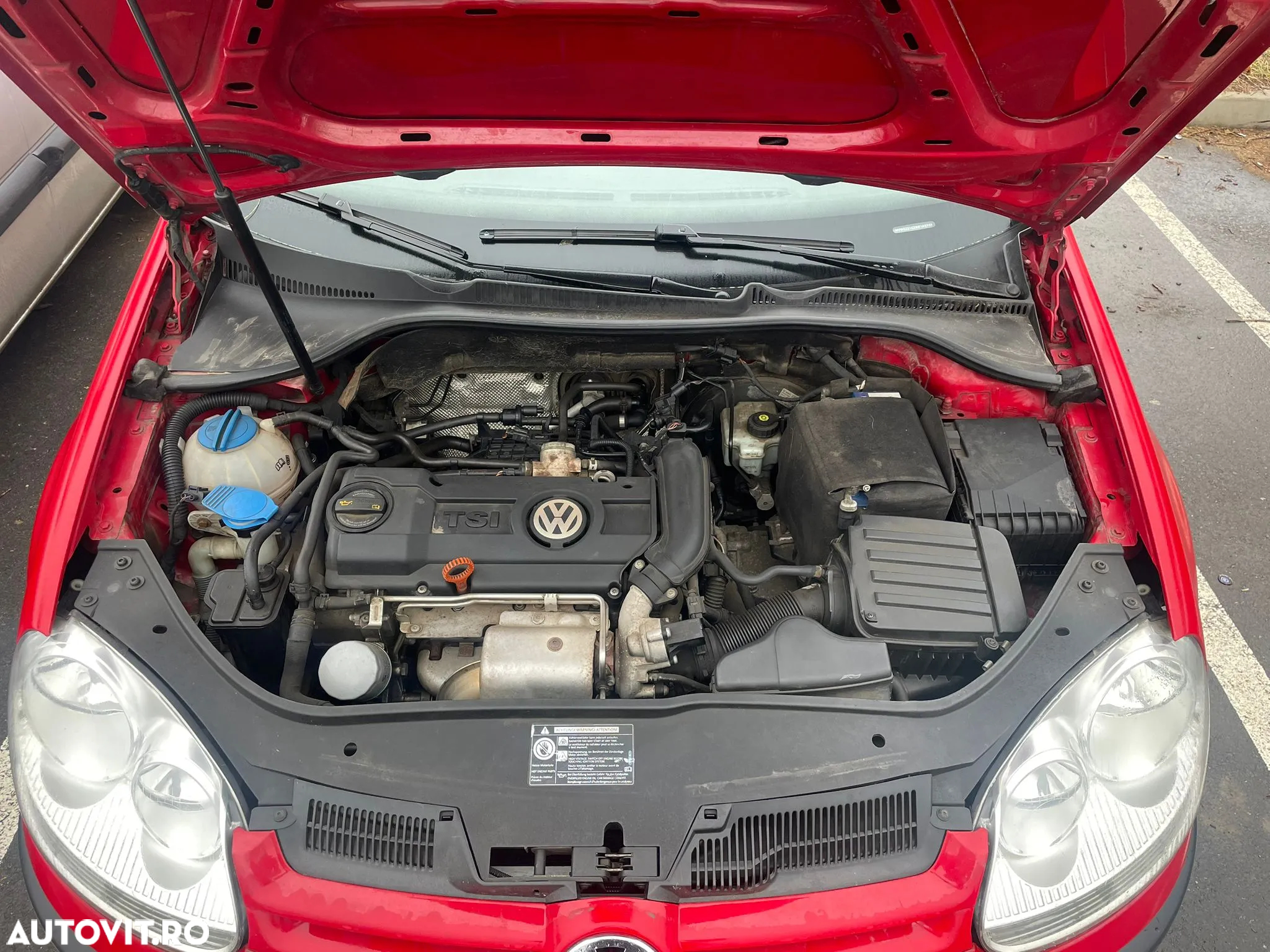 Volkswagen Golf - 5