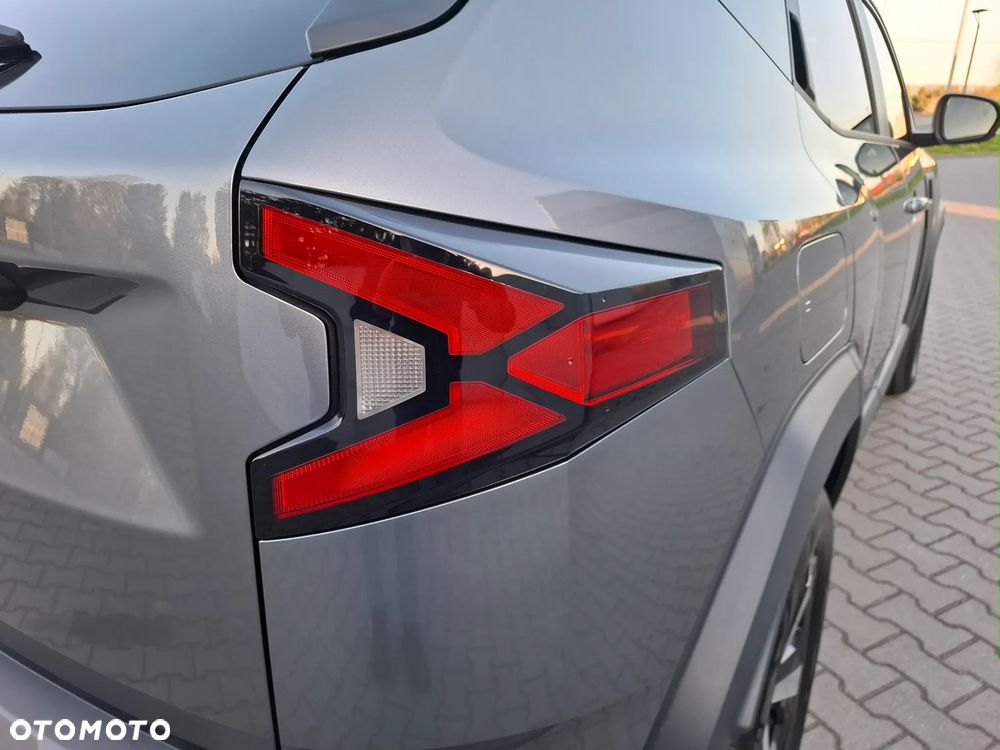 Dacia Duster 1.6 Full Hybrid 140 Journey MMT - 30