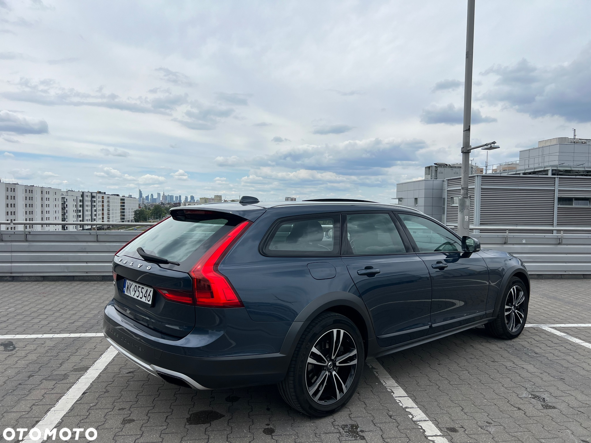 Volvo V90 Cross Country D5 AWD Geartronic Pro - 7